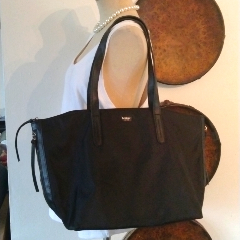 🖤NEW  BOTKIER NYLON TOTE🖤